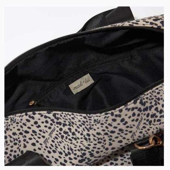 NWT Leopard Print Weekender Bag - Picture 3 of 3